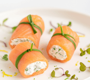 Lachs-Frischkäseröllchen