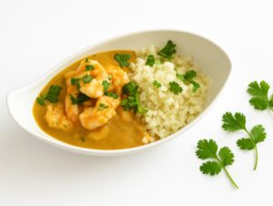 Currygarnelen mit Blumenkohlreis